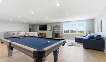 20 Pinnacle Ln, Bow, NH 03304