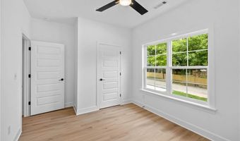 4 Argyll Cir, Bella Vista, AR 72715