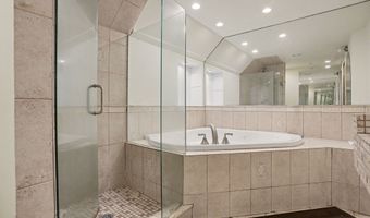 13 Governors Ln, Bethel, CT 06801