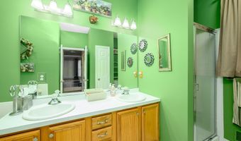 37 Hannah Lee Rd, Barnegat, NJ 08005