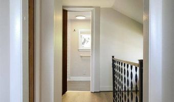 24 Warwick St, Bangor, ME 04401