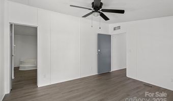 5 Concord Knoll Ln, Asheville, NC 28803