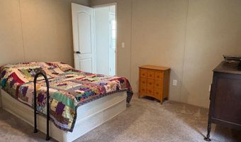 27 Daniel Dr, Belfast, ME 04915