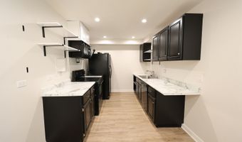 2230 S Goebbert Rd 139, Arlington Heights, IL 60005