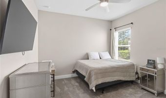 7526 PARADISO Dr, Apollo Beach, FL 33572