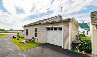 423 E Alburgh Rd, Alburgh, VT 05440
