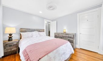 74 Rhinecliff St, Arlington, MA 02476