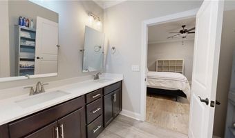 574 GREY OAK Cir, Auburn, AL 36830