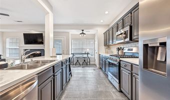 701 SW Maidstone Ave, Bentonville, AR 72712
