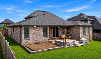 4200 SW Acres Ave, Bentonville, AR 72713