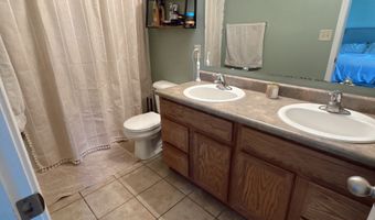 8133 Wichita Hill Dr, Indianapolis, IN 46217