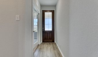172 Peeps Ct, Adkins, TX 78101