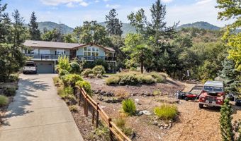 585 Nyla Ln, Ashland, OR 97520