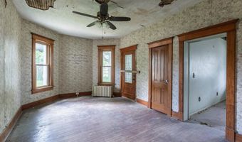 355 N 8th St, Arlington, NE 68002
