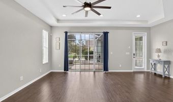 5513 GOLDEN ISLES Dr, Apollo Beach, FL 33572
