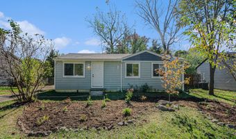 4 Burlingame Ct, Ann Arbor, MI 48108
