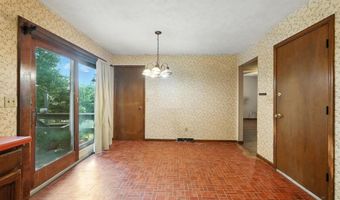 907 S Superior St, Angola, IN 46703