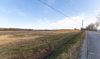 39 W Shore Rd, Alburgh, VT 05440