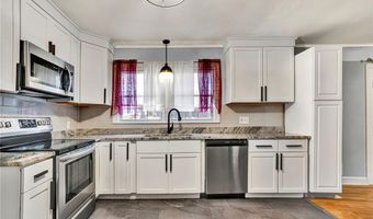 302 Forest Ln, Belton, SC 29627