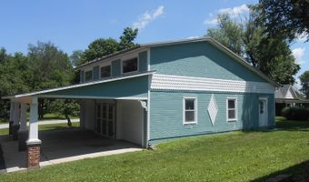 103 W Daniel St, Albany, MO 64402