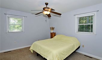 208 Springview Dr, Anderson, SC 29625