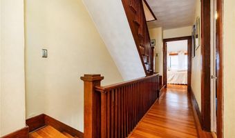 113 Beckwith St, Cranston, RI 02910