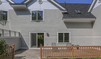 28 B Springbrook Dr, Belfast, ME 04915