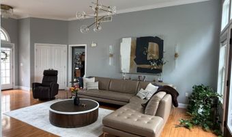 355 Woodside Ct, Batesville, IN 47006