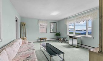 78 Ellery Rd, Newport, RI 02840