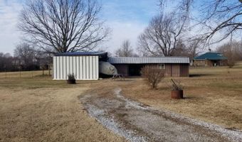 201 1st St, Arcola, MO 65603