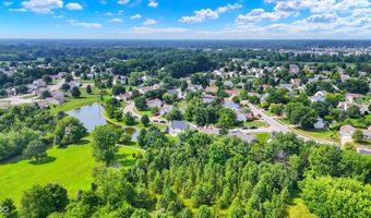 7589 Fox Tail Cir, Avon, IN 46123