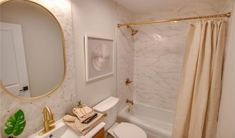 4407 Thadway Dr, Alton, IL 62002