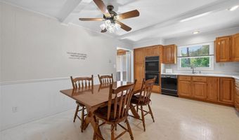 6 Helmsdale Ct, Ballwin, MO 63011
