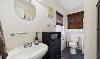 2966 Janes Creek Dr, Arcata, CA 95521