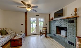 46 Ashford Lake Dr, Ashford, CT 06278