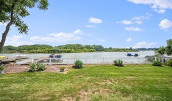 843 Nautilus Trl, Aurora, OH 44202