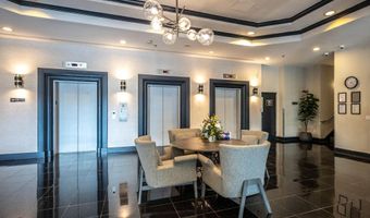1001 N RANDOLPH St 212, Arlington, VA 22201