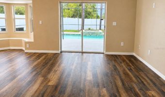 6801 CAMBRIDGE PARK Dr, Apollo Beach, FL 33572