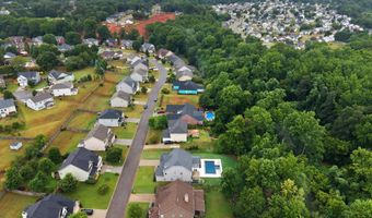 197 Colfax Dr, Boiling Springs, SC 29316