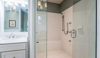 116 N 7th St, Ann Arbor, MI 48103