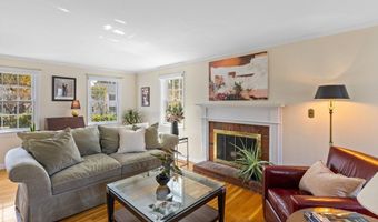 349 Arlington St, Acton, MA 01720