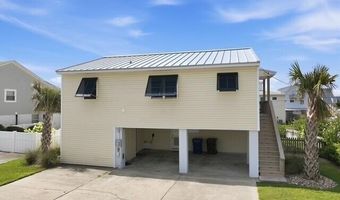 102 W Dobbs St, Atlantic Beach, NC 28512