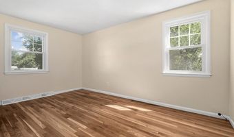 60 Packard St, Avon, MA 02322