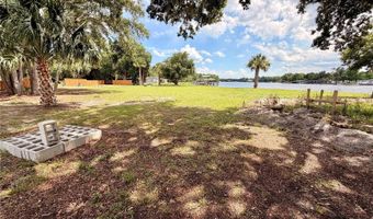 1570 RIVEREDGE Ct, Astor, FL 32102