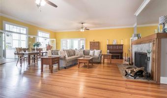 4974 Interlachen Dr NE, Alexandria, MN 56308