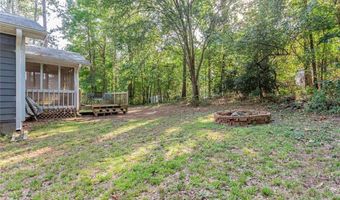 850 Red Barn Rd, Acworth, GA 30102