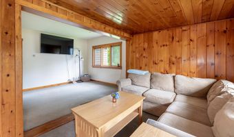 29 Bean Rd, Center Harbor, NH 03226