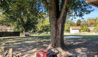 1074 S Avon Ave, Avon, IN 46123