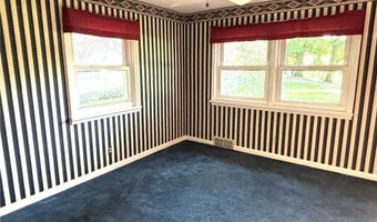 1961 Killian Rd, Akron, OH 44312