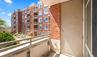 3600 S GLEBE Rd 330W, Arlington, VA 22202